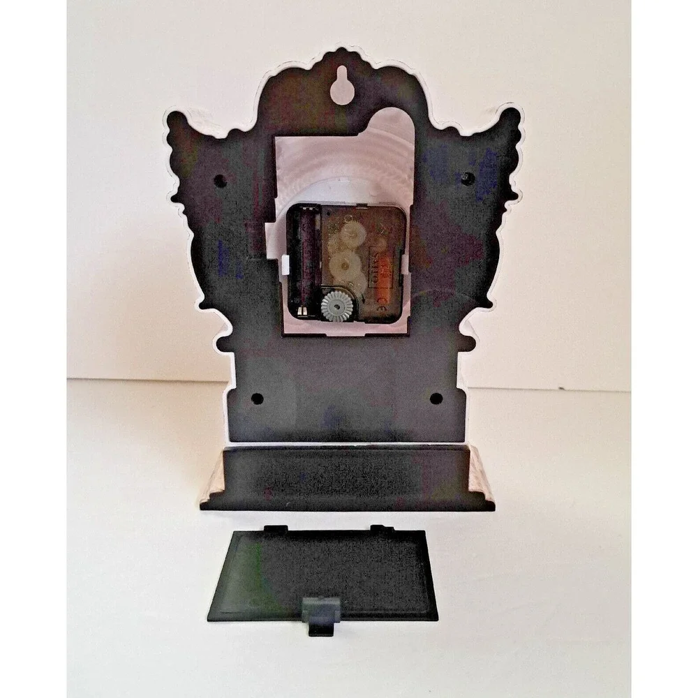 Disney Cinderella Premium White Swing Clock Battery Operated New In Original Box